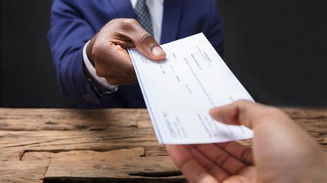How to cash or deposit a cashier’s check: Your step-by-step guide
