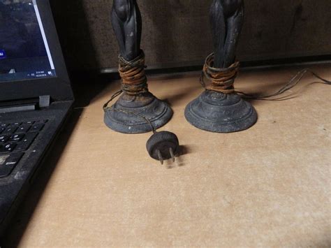 ANTIQUE ART DECO NUDE POT METAL TABLE LAMPS W/ 5 GLASS SHADE INSERTS | #16428260