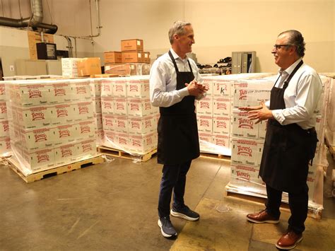 Tapatío hot sauce is sold and has big expansion plans - Los Angeles Times