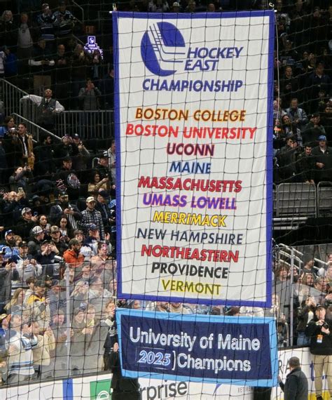 Maine Beats UConn 5-2 for Hockey East Championship [VIDEO]