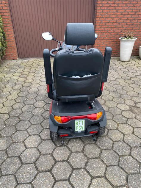 INVACARE Comet pro. Krankenfahrstuhl Elektromobil Scooter in ...