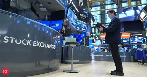 stock market crash: Dot-com prophet Albert Edwards, who predicted the ...