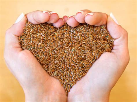 Dull frizzy hair? Try this DIY flaxseed keratin for smooth shine