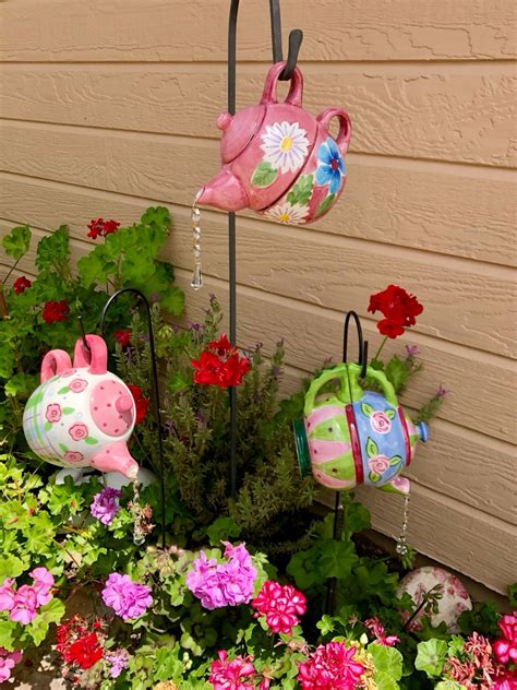 48 INSANELY CUTE & CREATIVE DIY GARDEN ART IDEAS - Stylin by Sarita