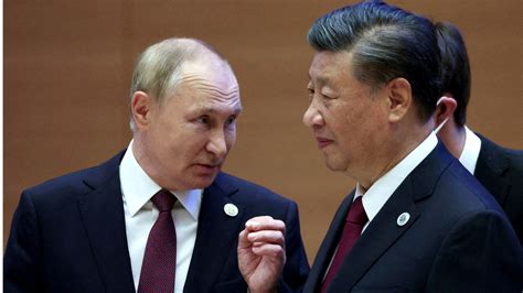 Putin to Visit China; Xi Jinping Meets Putin | Trumps Trip Called Show