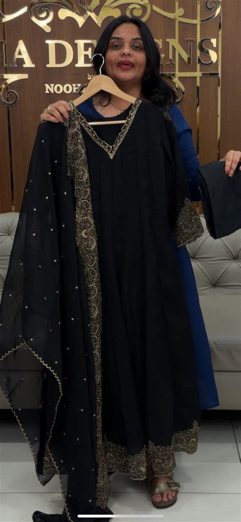 ANARKALI TOP, BOTTOM AND DUPATTA - IHA 30845 – Iha Designs Bridal Studio