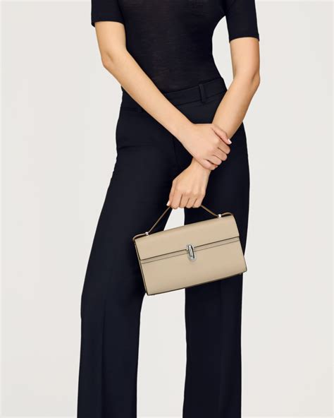 SAVETTE - Symmetry 26 in Bone Leather – The Iconic Issue