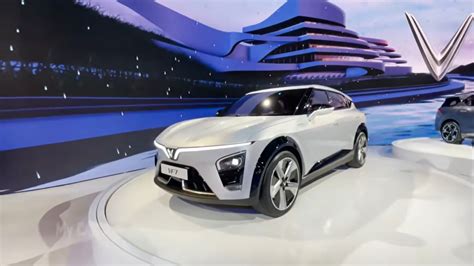 Hội VinFast VF7, VF 7 Việt Nam™ (VinFastVF7ClubVN) | Em chuẩn bị lấy ...