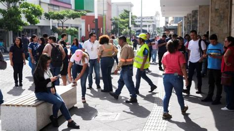 Mexico earthquake: Powerful 7.3 quake rocks south coast, tsunami alert ...
