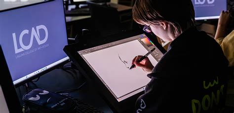 Supporting CCA Students Through Transition - LCAD