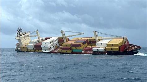 Liberian ship sinks; leaking oil, cargo hazard sparks alert in Kerala