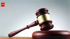 95-yr-old unable to walk, court goes to him, delivers verdict | India ...