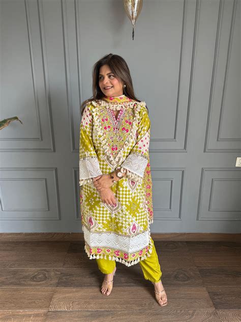 Pure cotton shiffli suit with cotton lining on shirt (Inara) – YANA ANJALI