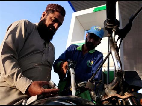 Pakistan cuts petrol prices by 80 rupees per litre amid Israel-Iran war