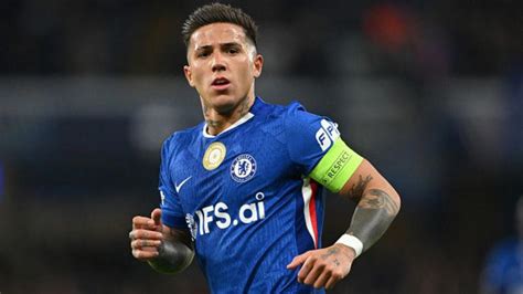 Is Enzo Fernandez leaving? Chelsea star's response has fans wondering ...