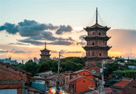 Quanzhou Travel Guide: Best Itinerary, Food & Tips 2026