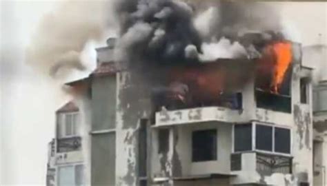 Massive Fire Engulfs Shabad Apartment In Delhi's Dwarka Sector 13 ...