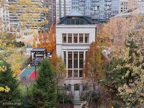 3026 N Lake Shore Dr, Chicago, IL 60657 | Homes.com