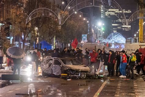 Morocco’s Qatar World Cup victory over Belgium sparks Brussels riots | Sports | EL PAÍS English