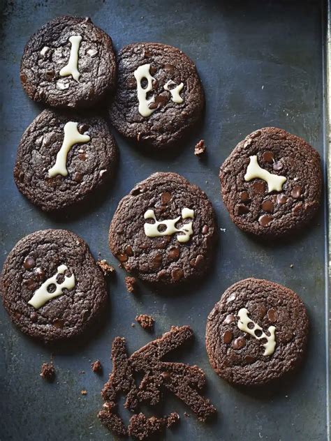 Delicious Roll-Out Chocolate Cookies You Can’t Resist