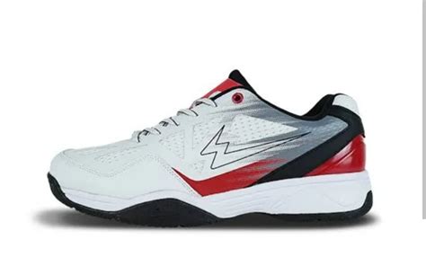 Sepatu Basket dengan Traksi Terbaik untuk Lapangan Indoor & Outdoor di ...