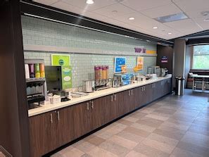 Tru By Hilton Bellefonte (Bellefonte, ), Bellefonte hotel discounts ...