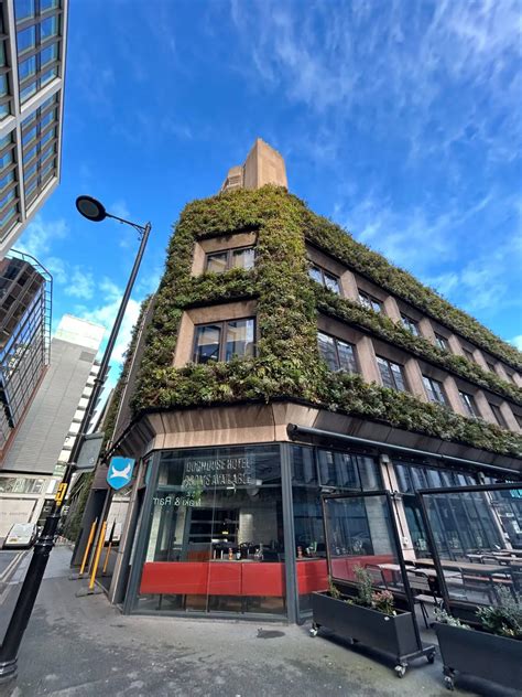 The Peaky Blinders bar in Manchester has closed down - United Kingdom