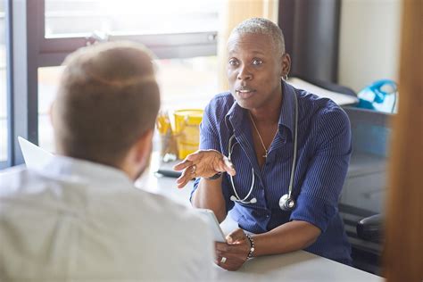 Working in Rheumatology – 5 Pros and 5 Cons for Doctors and Students - Health Service Navigator