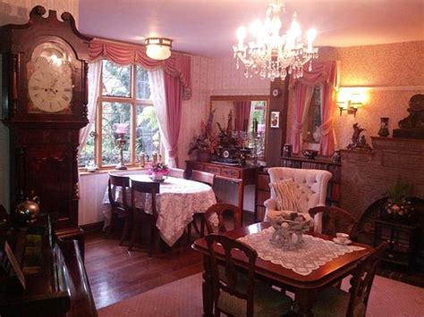 STILL WATERS GUESTHOUSE (Coventry) - Guesthouse Reviews & Photos ...