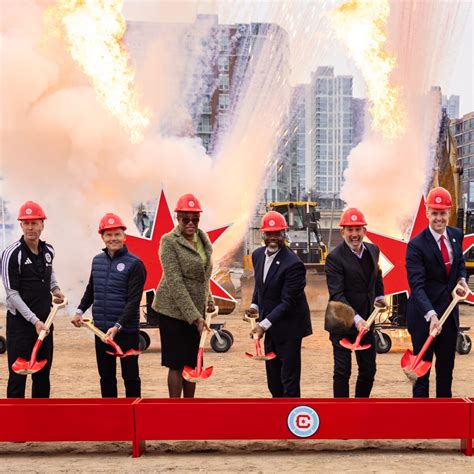 Residents want more input on the new Chicago Fire stadium - WBEZ Chicago