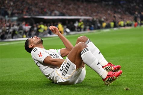 Jude Bellingham fears as England star posts concerning picture of him ...