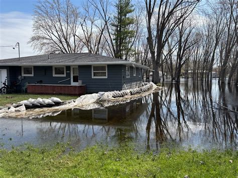 Shiocton flood cleanup continues as officials prepare to discuss 50 percent rule