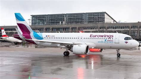 Flight EW 2850 to BARI - Stuttgart Airport