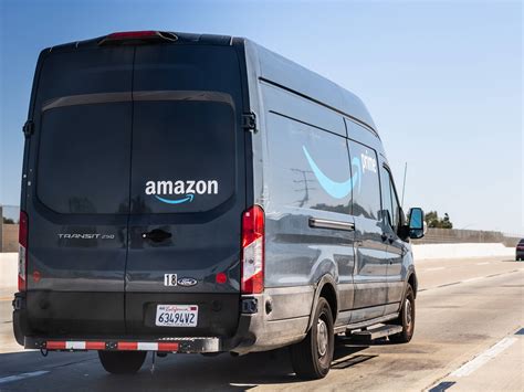 Amazon's dividends & stock splits: What you need to know - TheStreet
