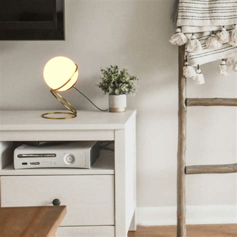 Crystal ball table lamp "Ruth" // FLOS IC Inspiration – Barcelona Led