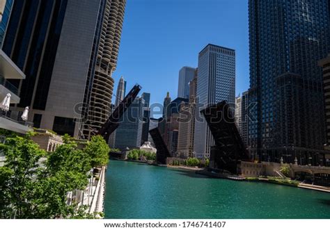 2020 riots: 18 mil imagens, fotos e ilustrações stock livres de ...