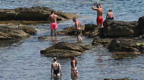 Genova, revocato il divieto di balneazione a Boccadasse dopo i nuovi ...
