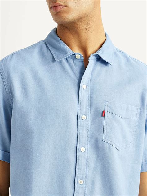 Men's Solid Light Blue Slim Fit Shirt – Levis India Store