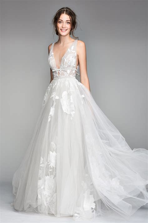 Willowby watters wedding dress | Honestweddingadvice.com