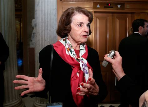 Sen. Dianne Feinstein appears unaware of her retirement announcement ...