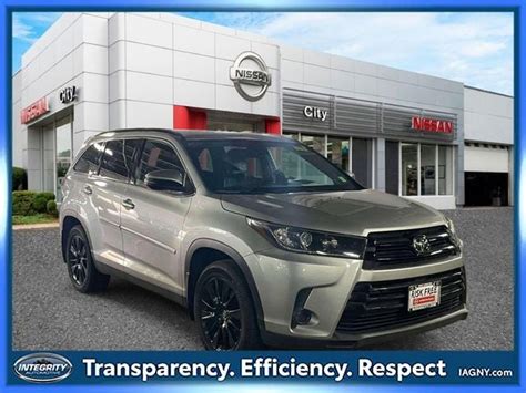 Toyota Highlander SE for Sale - Kelley Blue Book