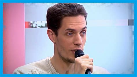 Le super-pouvoir des mots - Season 1 Episode 5 - Spreading poetry ...