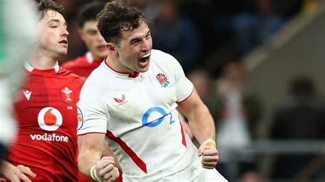 England 48-7 Wales: Henry Arundell scores hat-trick in seven-try ...