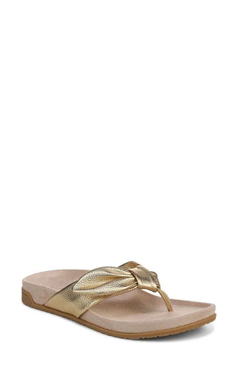 Sandals for Women | Nordstrom Rack