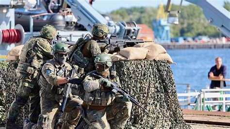 New German conscription law: eligible men may now need approval for ...