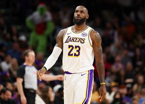 LeBron James All-Time Leader in Christmas Game Stat