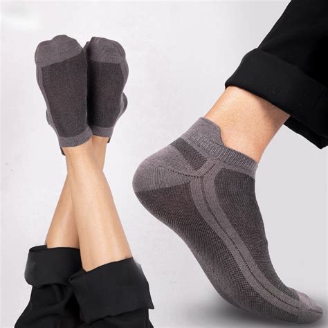 Do Socks Shrink in the Dryer? How to Wash & Dry Socks Without Damage ...