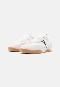 kate spade new york Trainers - cream/black/off-white - Zalando.co.uk