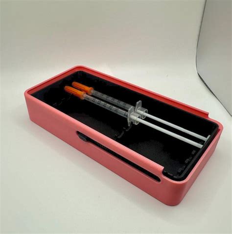 5-syringe Travel Case for 30U (0.3ml) Pre-filled Syringes – Freezer ...