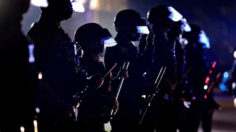 Police Unity Tour 的图像结果